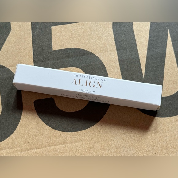 THE LYFESTYLE CO. Align. - Picture 4 of 7